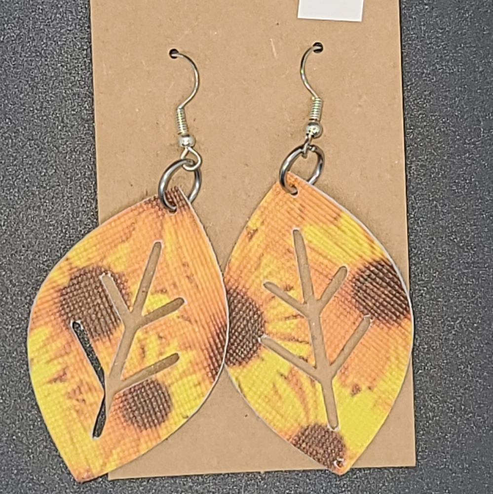 Leather earrings